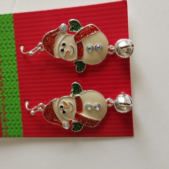 Beautiful Red/White Snowman Christmas Hook Drop Dangle - Picture 4 of 4